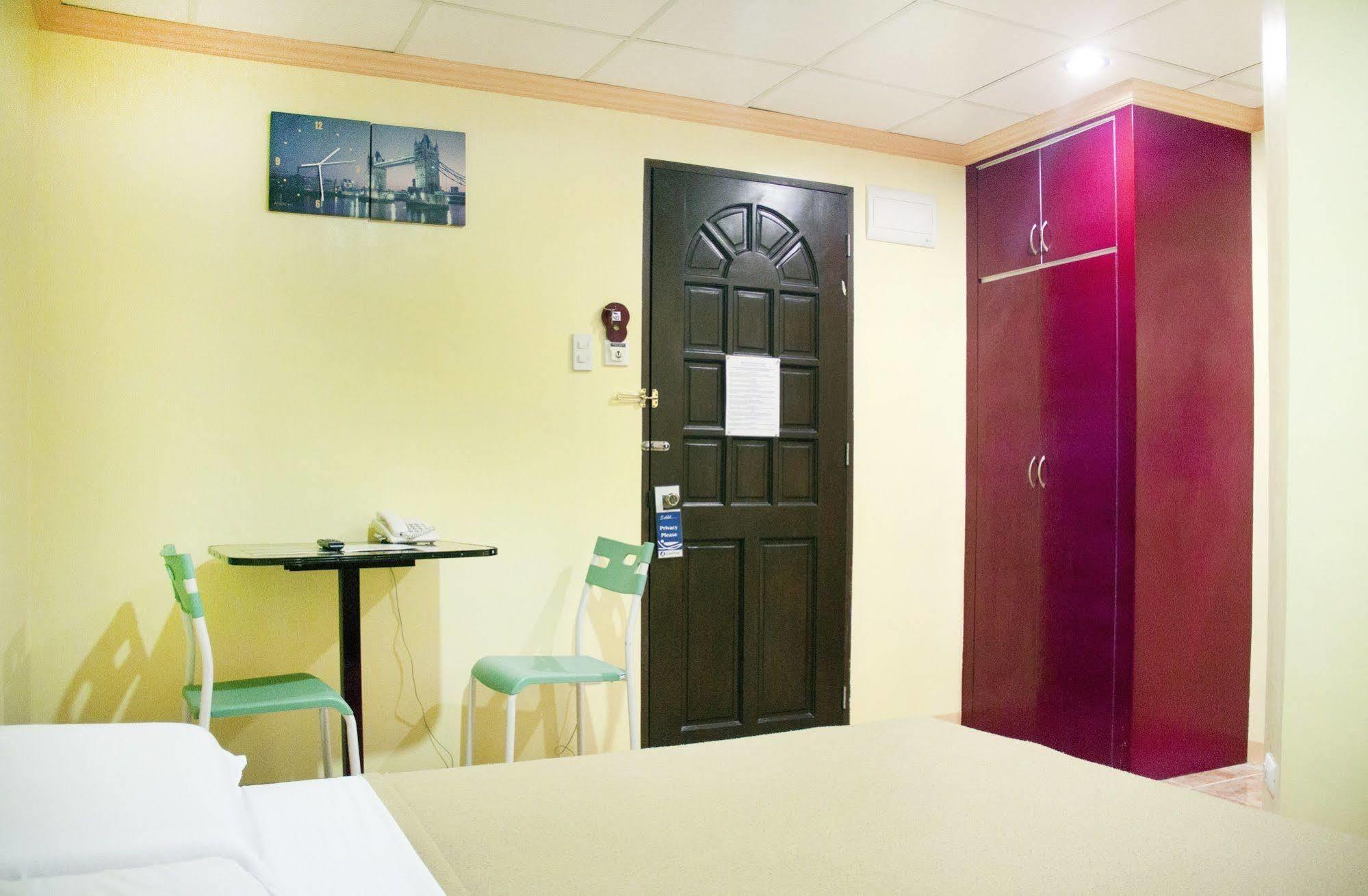 Allson'S Inn Cebu Екстер'єр фото